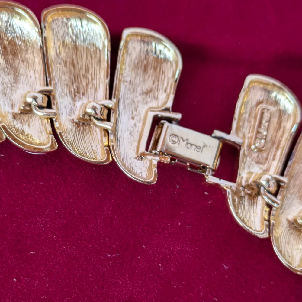 Monet Choker Beige Gold Tone Designer Signed Vintage 1980s 1990s. - Picture 5 of 14